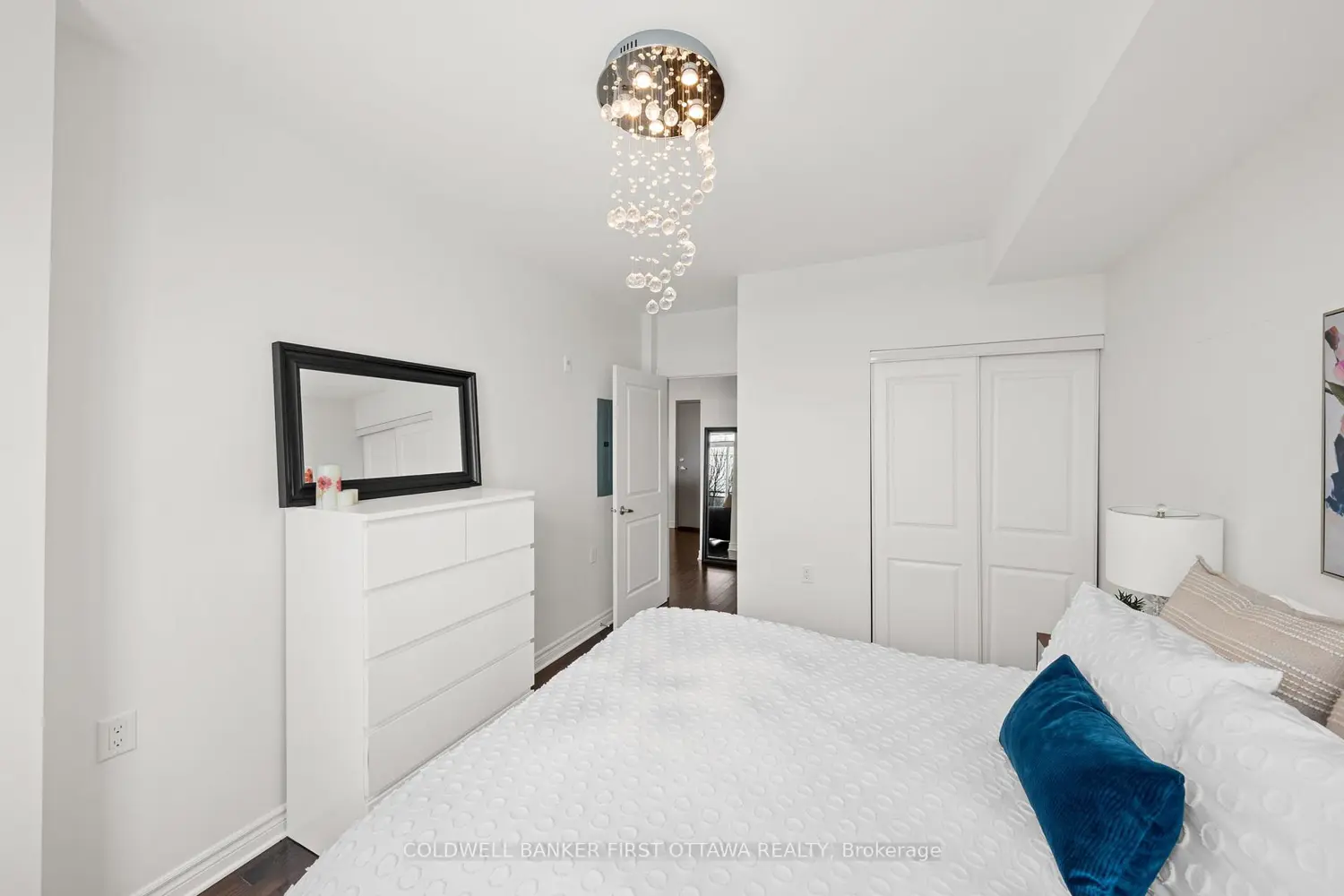 Additional image 13 of 3684 Fallowfield Road 204