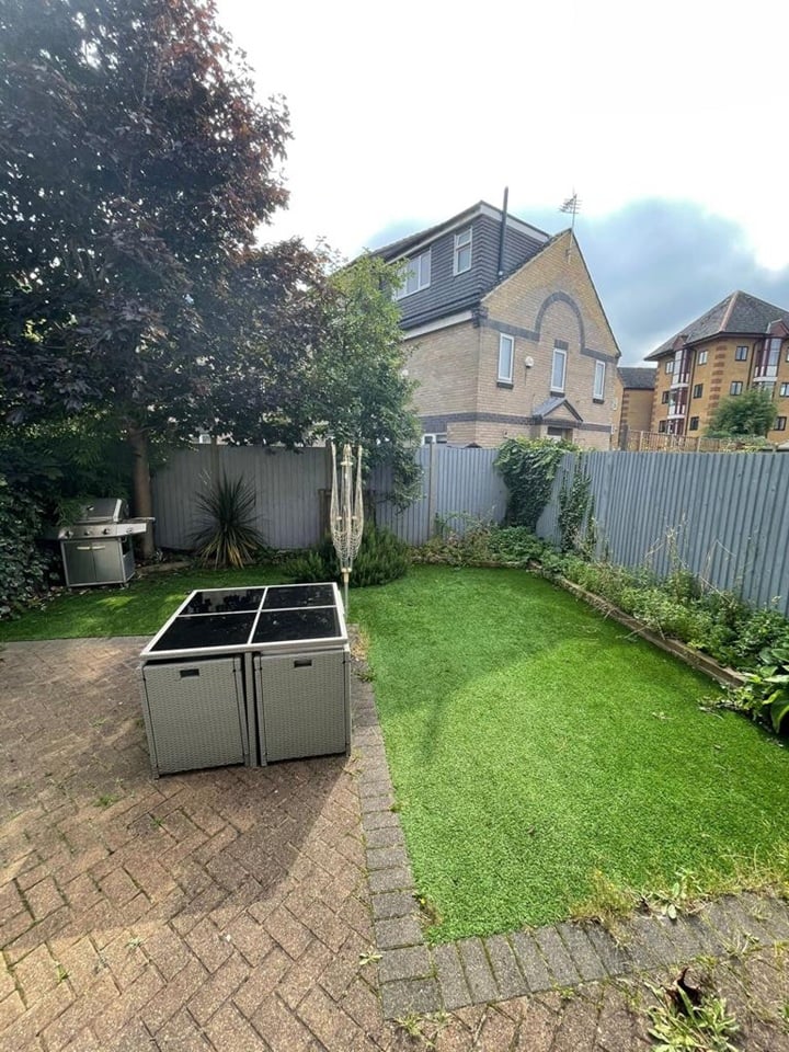 Additional image 12 of Room in a Shared House, Chargrove Close, SE16, N1 7GU