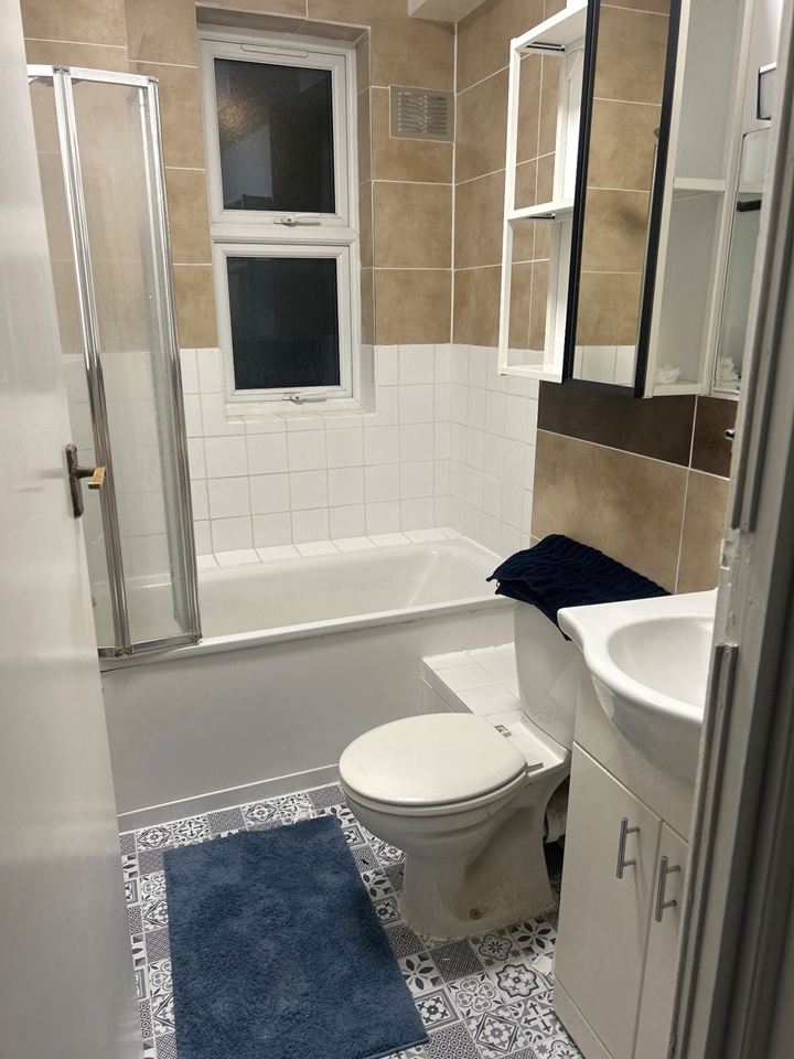 Additional image 6 of 1 Bed Flat, Camberwell Church Street, SE5, N1 7GU