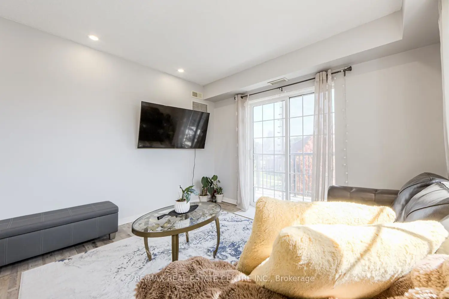 Additional image 8 of 106 Aspen Springs Drive 207