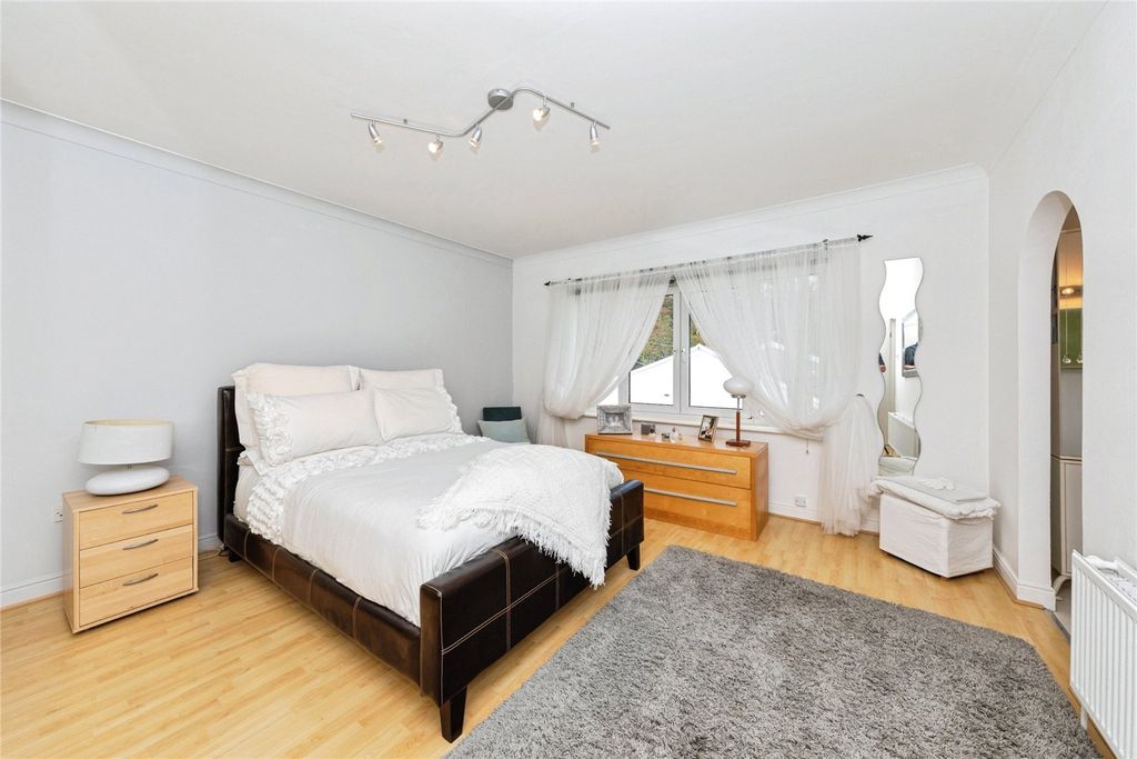 Additional image 25 of 5 bed detached house for saleSt. Illtyd Rise, Burry Port, Dyfed SA16