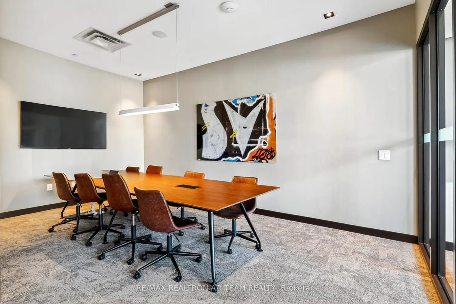 Additional image 17 of 10 Honeycrisp Crescent 717