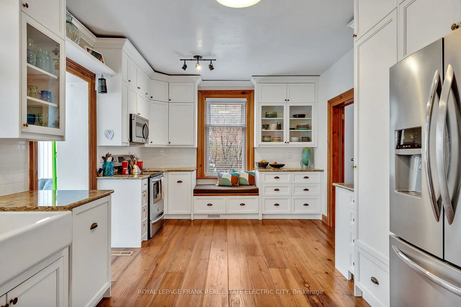 Additional image 4 of 551 Weller Street