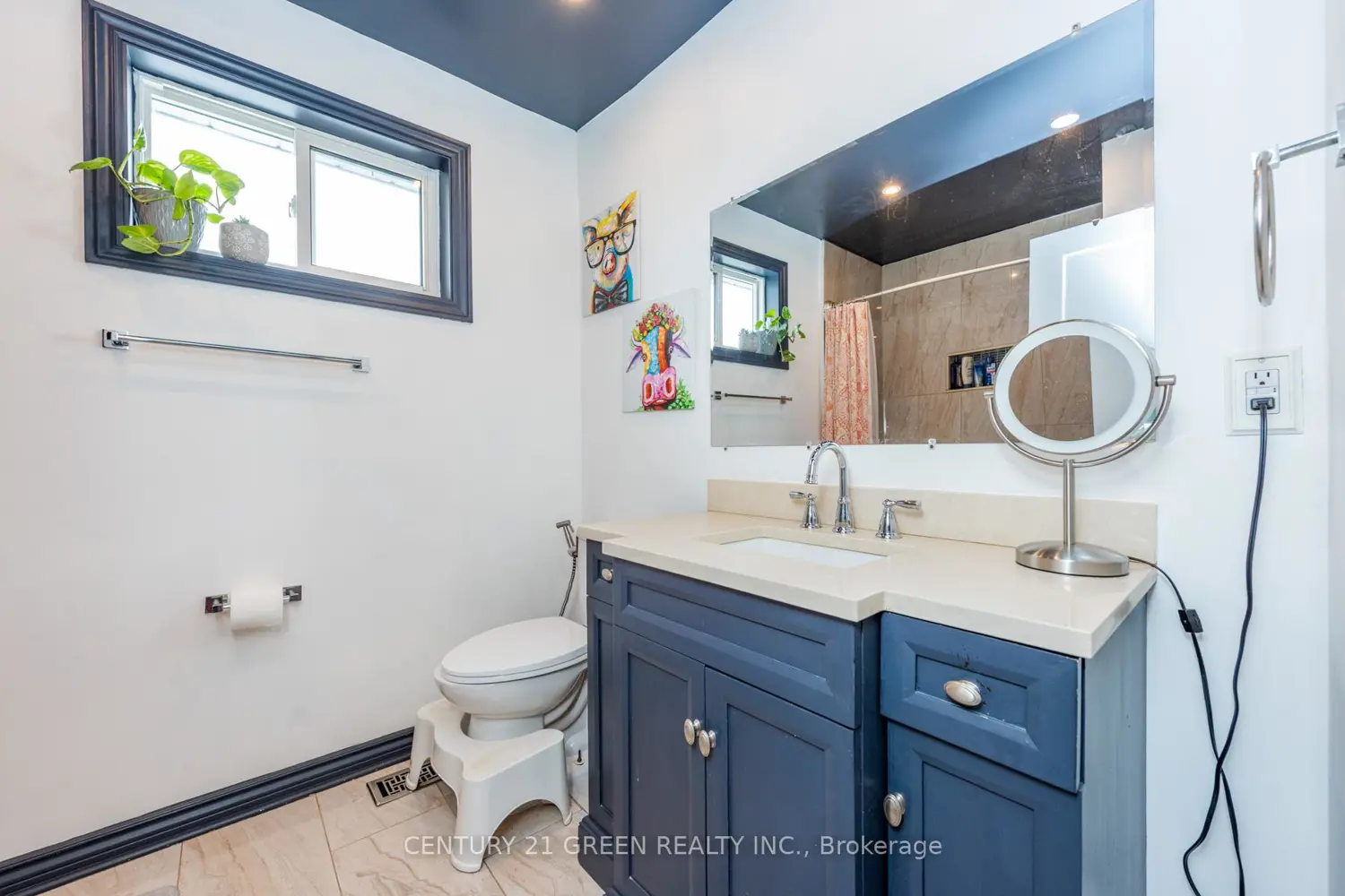 Additional image 5 of 9 Ridgetop Avenue