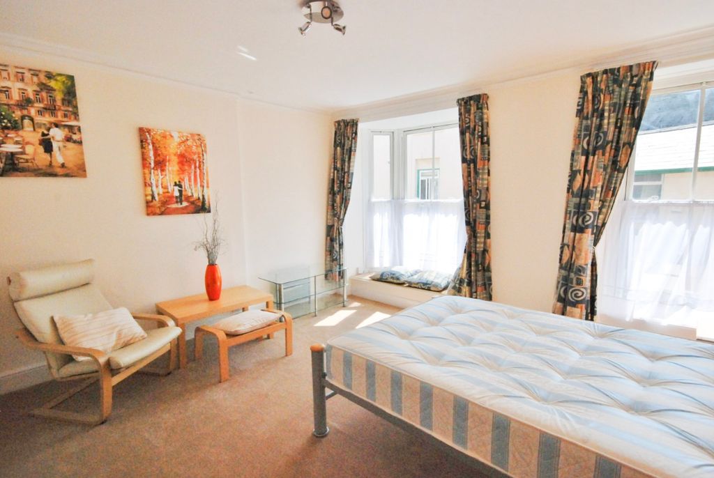 Additional image 2 of 3 bed flat for saleQueen Street, Aberystwyth SY23