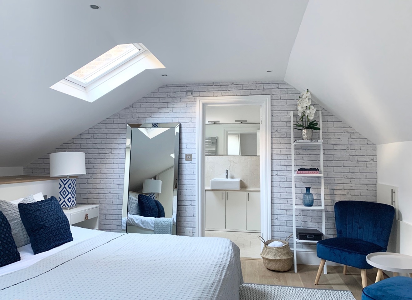 Additional image 4 of 2 Bed Flat, Courtfield Gardens, SW5, N1 7GU