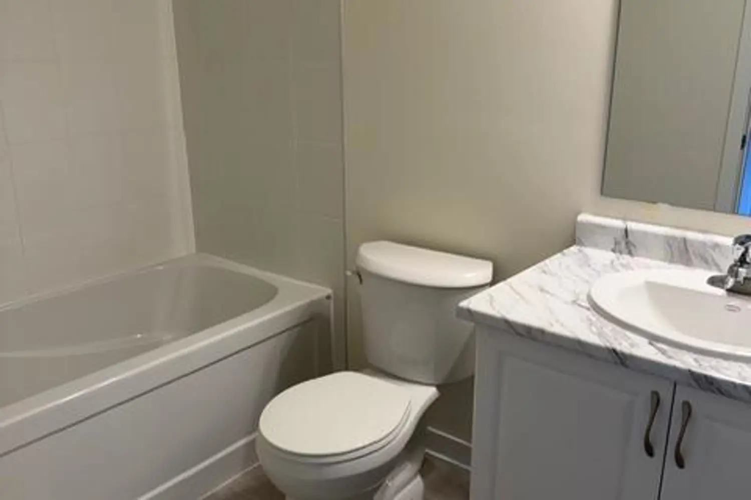 Additional image 6 of 1695 Dersan Street 223