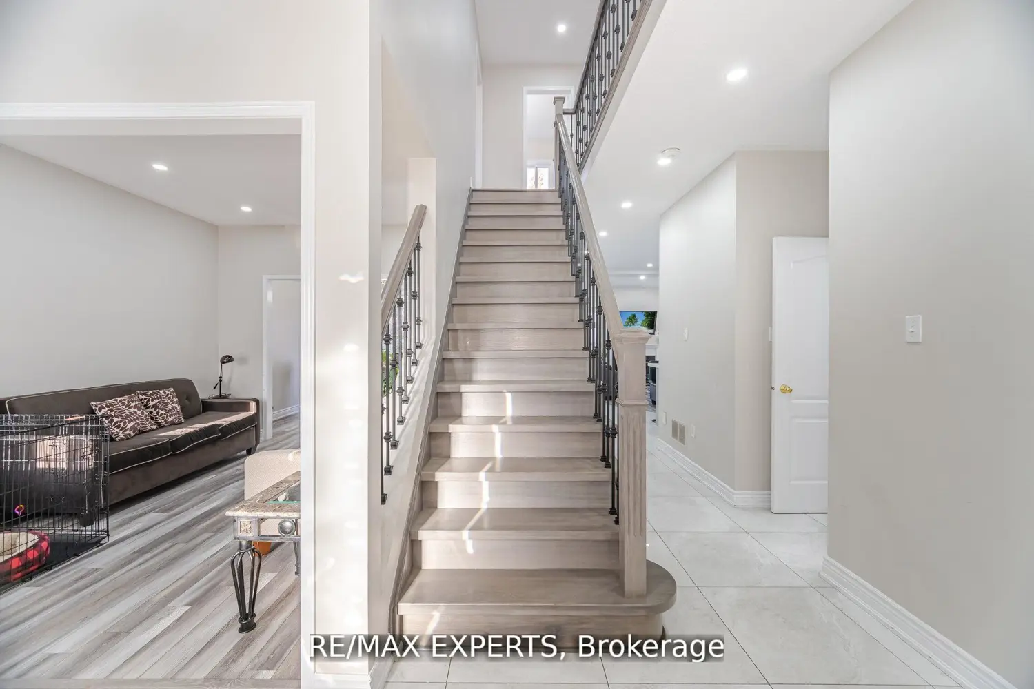 Additional image 8 of 39 Robertson Davies Drive