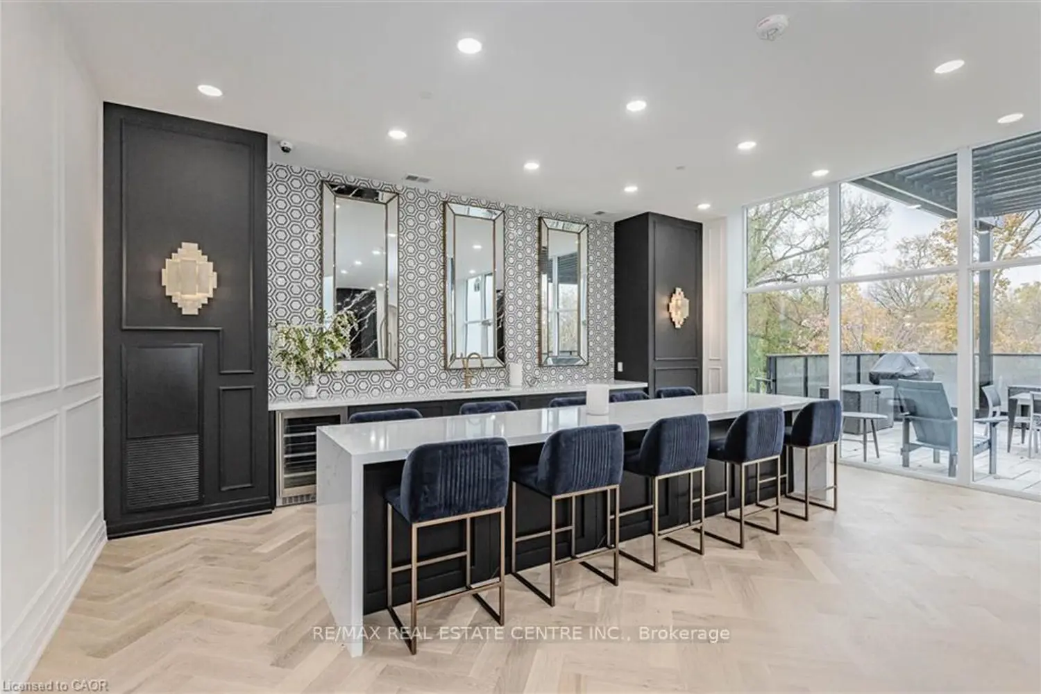 Additional image 16 of 71 Wyndham Street 608