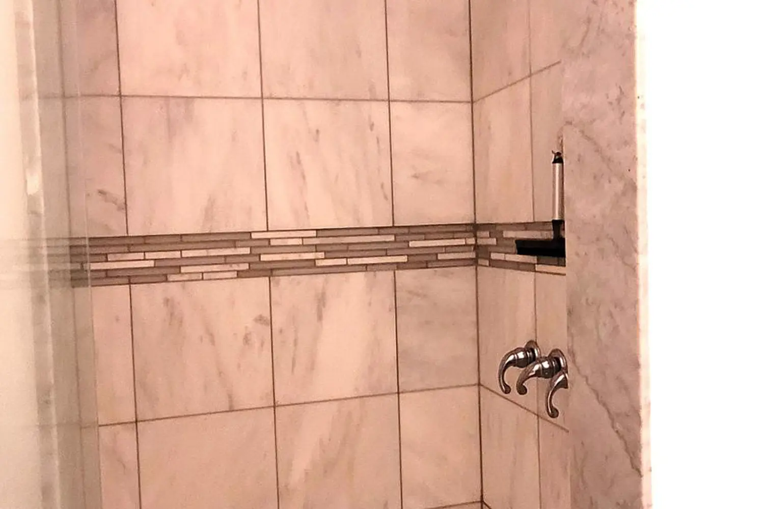 Additional image 10 of 3528 Glenhaven Beach Road