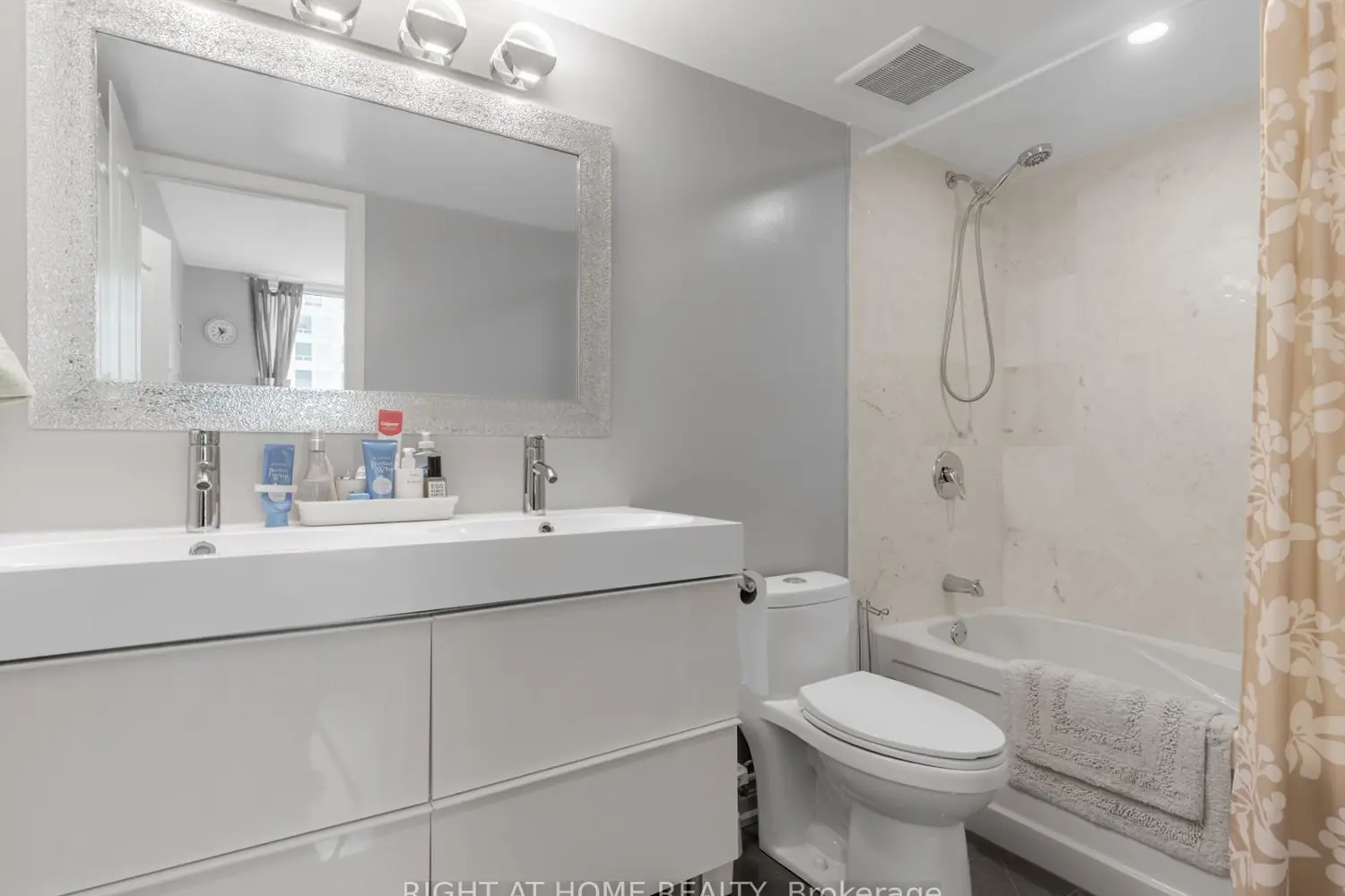Additional image 8 of 8 Rean Drive 1909