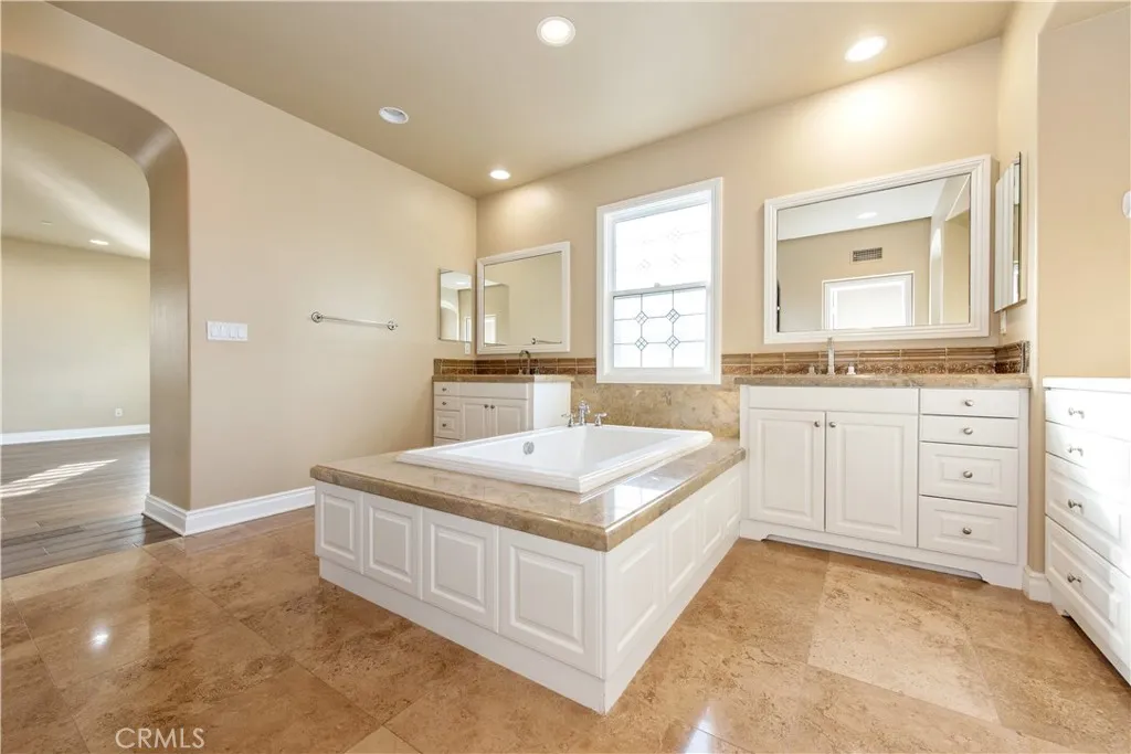 Additional image 16 of 23 Breezes, Irvine, CA 92620