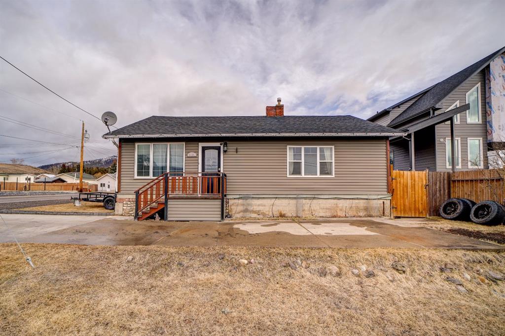 8301 18 Avenue, Coleman, AB, T0K 0M0