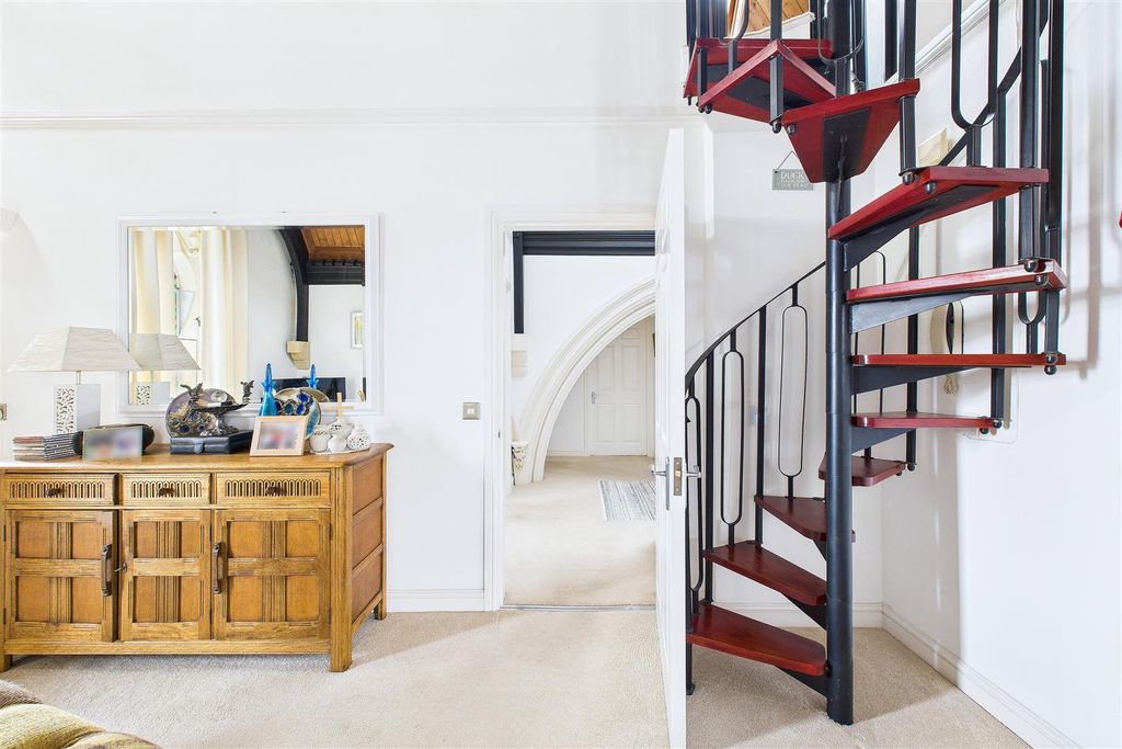 Additional image 11 of 2 bed flat for saleAdjacent To Hill Road, Clevedon BS21
