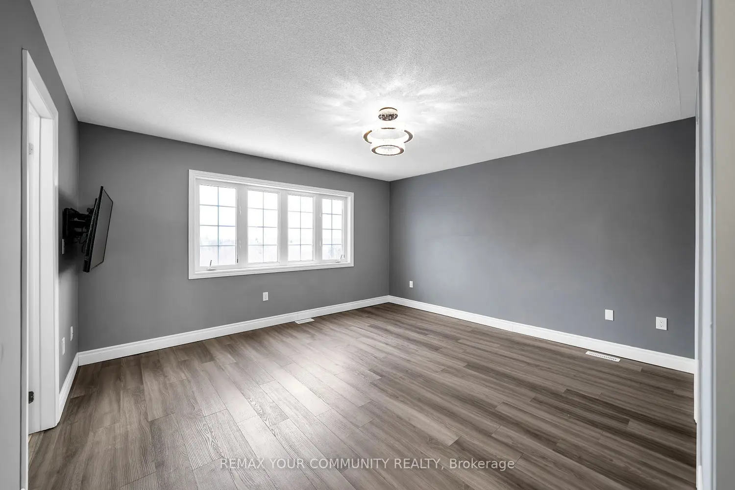 Additional image 6 of 17 Adanac Drive