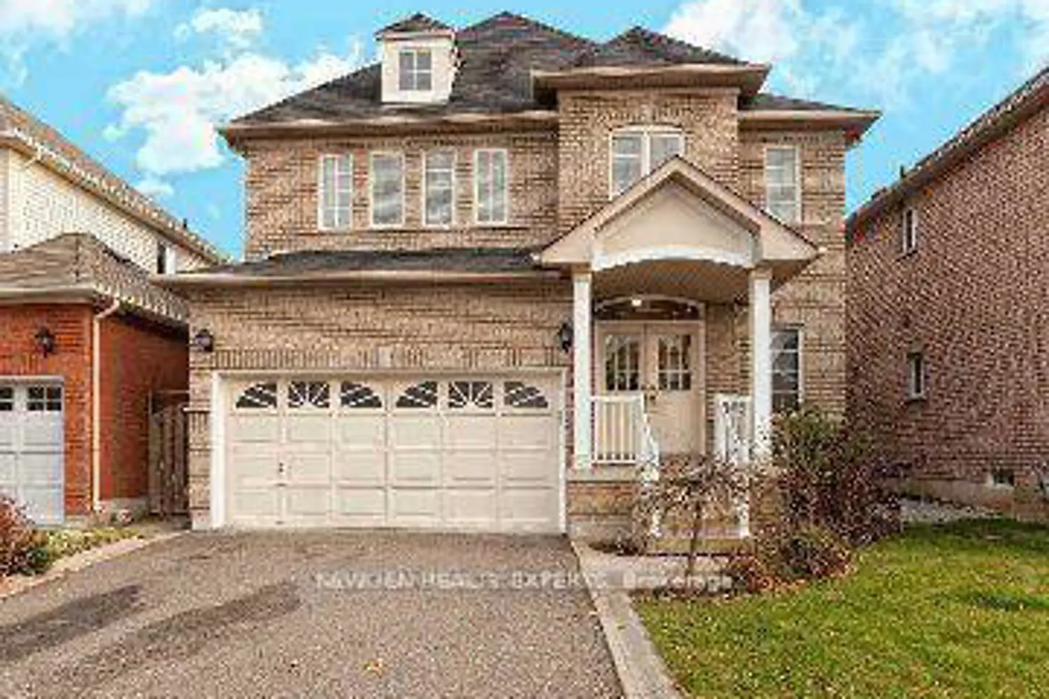 10 Milkweed Crescent