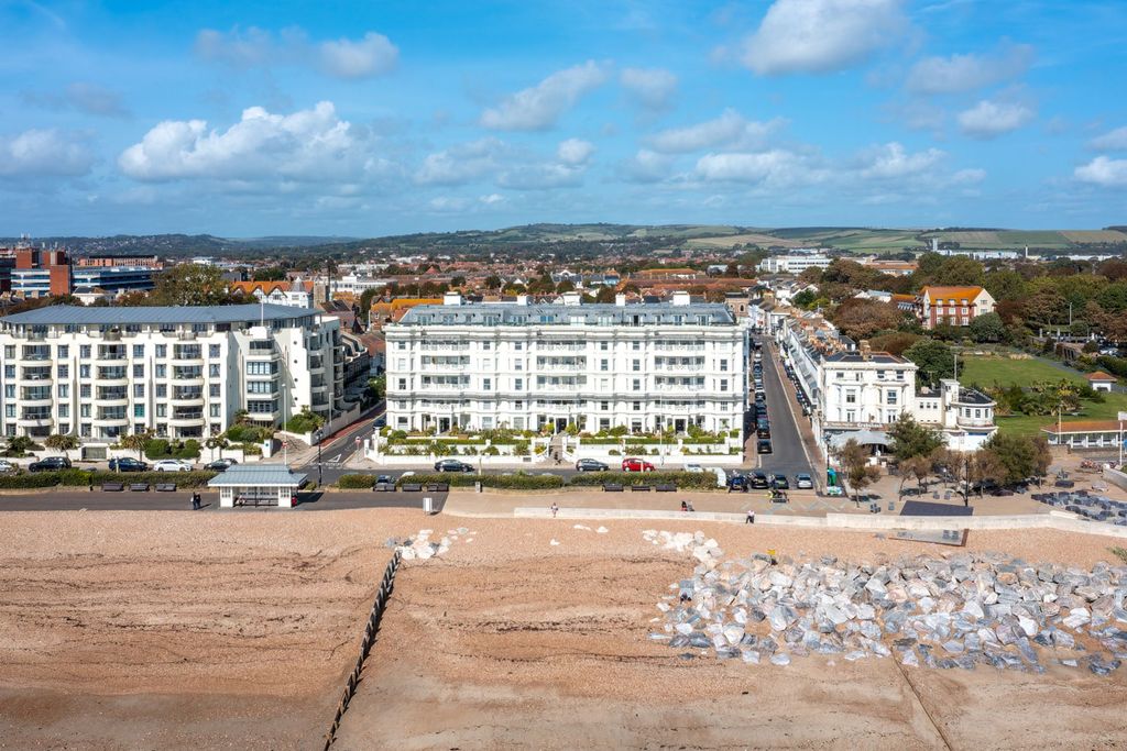 Additional image 18 of 2 bed flat for saleMarine Parade, Worthing BN11