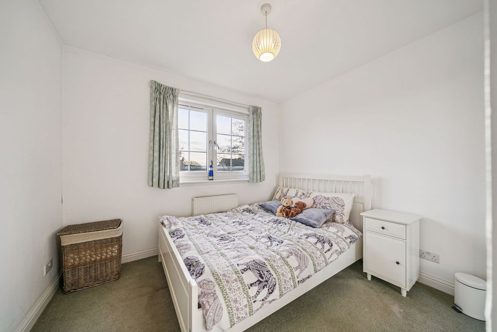 Additional image 12 of 2 bed flat for saleFlat 2 Whinbrae Court, Helensburgh G84