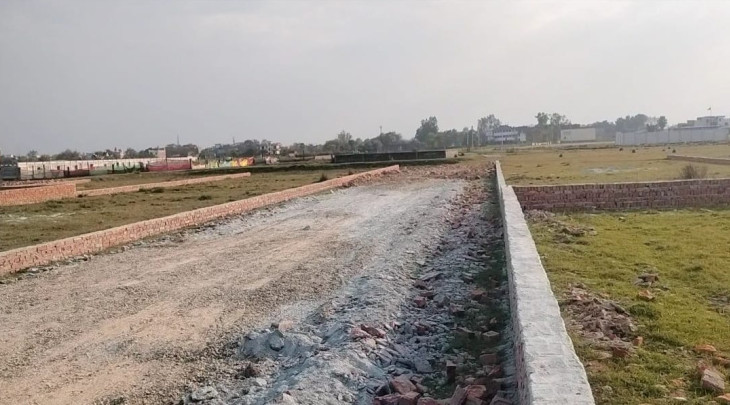 Additional image 2 of Allahabad Road, Varanasi