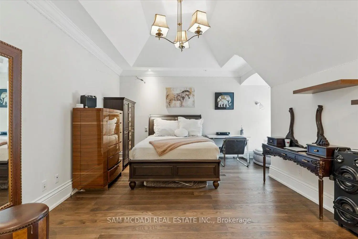 Additional image 15 of 883 Parkland Avenue