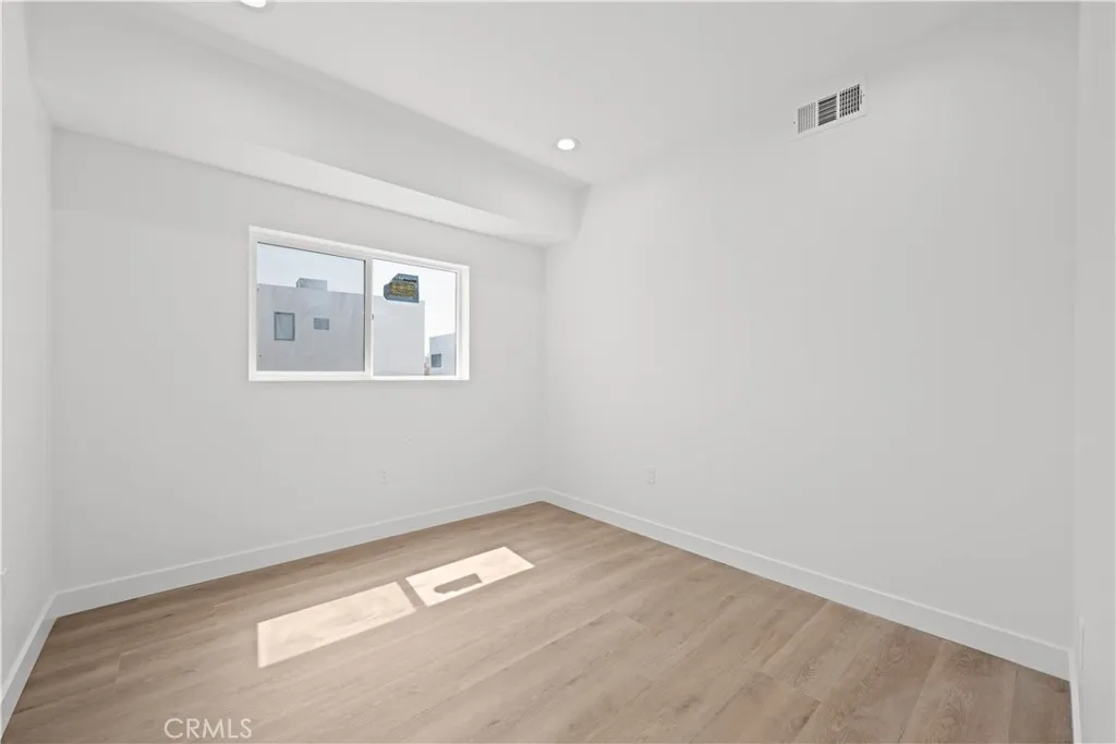 Additional image 85 of 644 N Boyle, Los Angeles, CA 90033