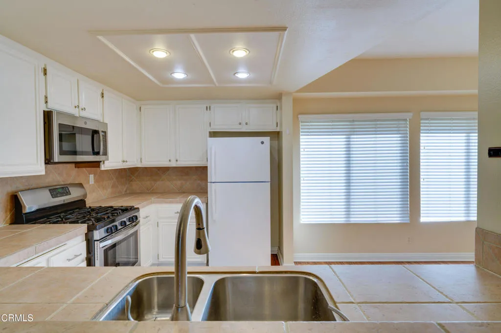 Additional image 8 of 747 E California Boulevard Unit 4, Pasadena, CA 91106