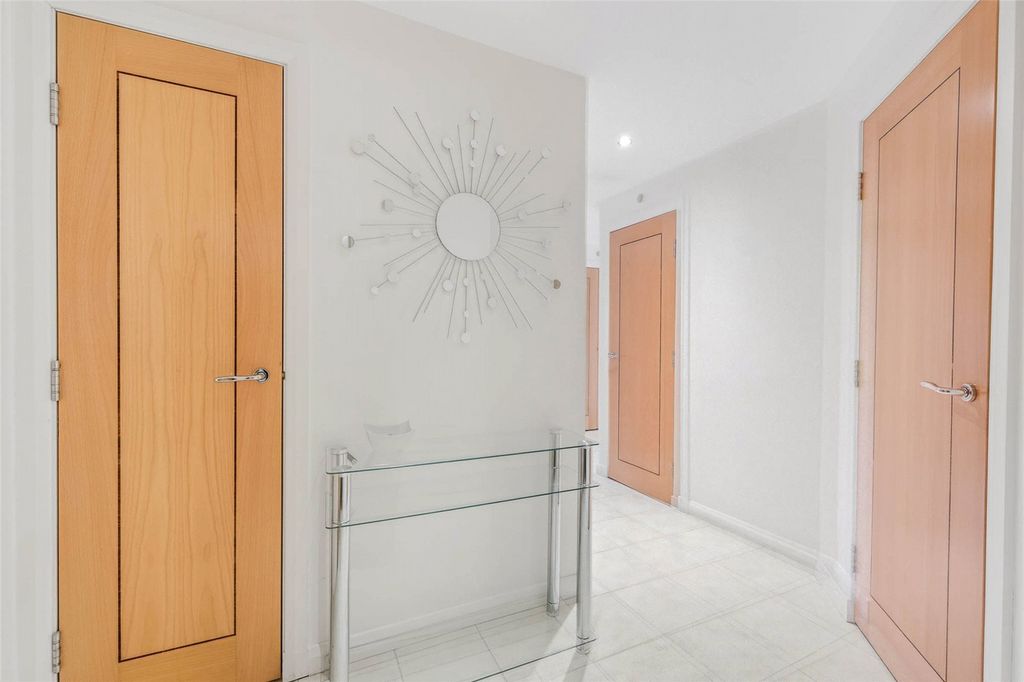 Additional image 11 of 2 bed flat for sale10 Queens Highlands, Aberdeen AB15