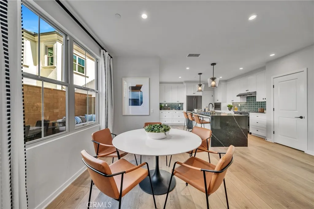 Additional image 6 of 124 Sunnyside, Irvine, CA 92618