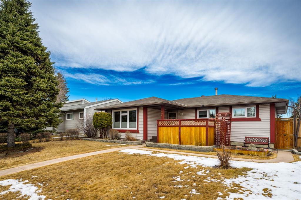 Additional image 3 of 804 Queensland Drive SE, Calgary, AB, T2J 4T1