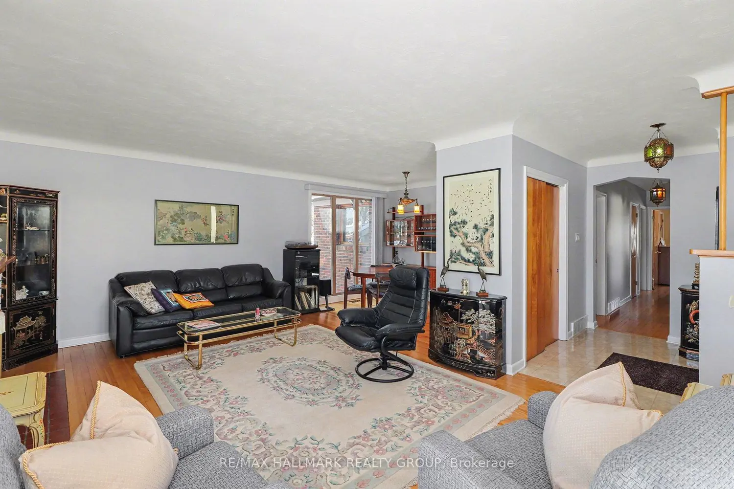 Additional image 3 of 2004 Dorval Avenue