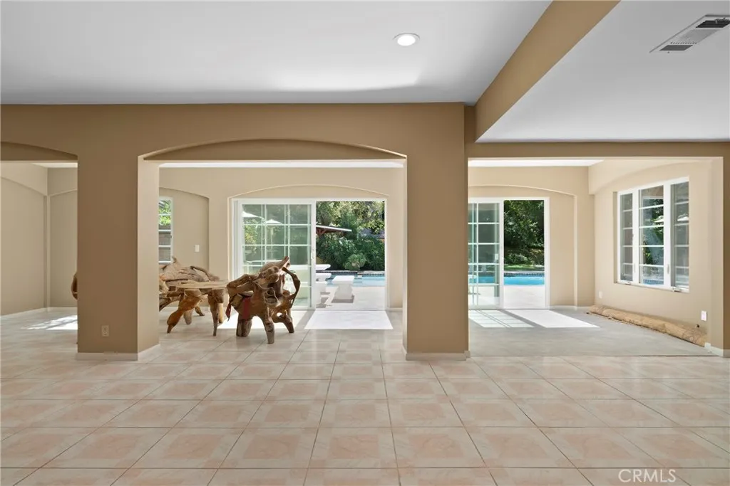 Additional image 33 of 809 Highland Drive, La Canada Flintridge, CA 91011