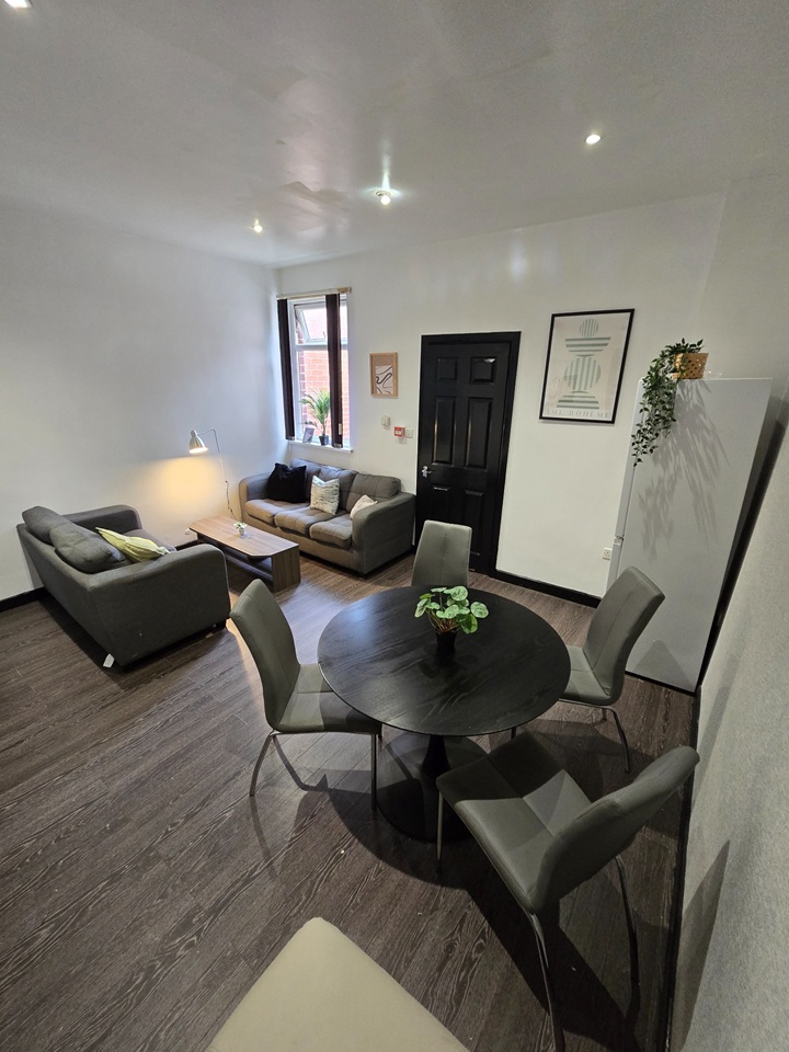 Additional image 4 of Room in a Shared House, Ashville Road, LS6, LS6 1NA