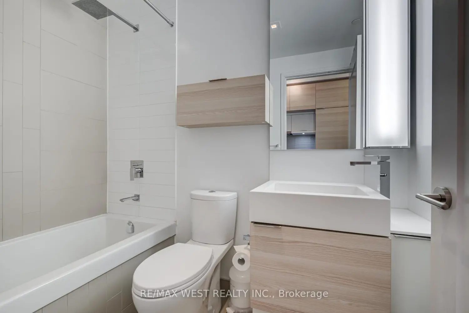 Additional image 12 of 88 Scott Street 1502, Toronto