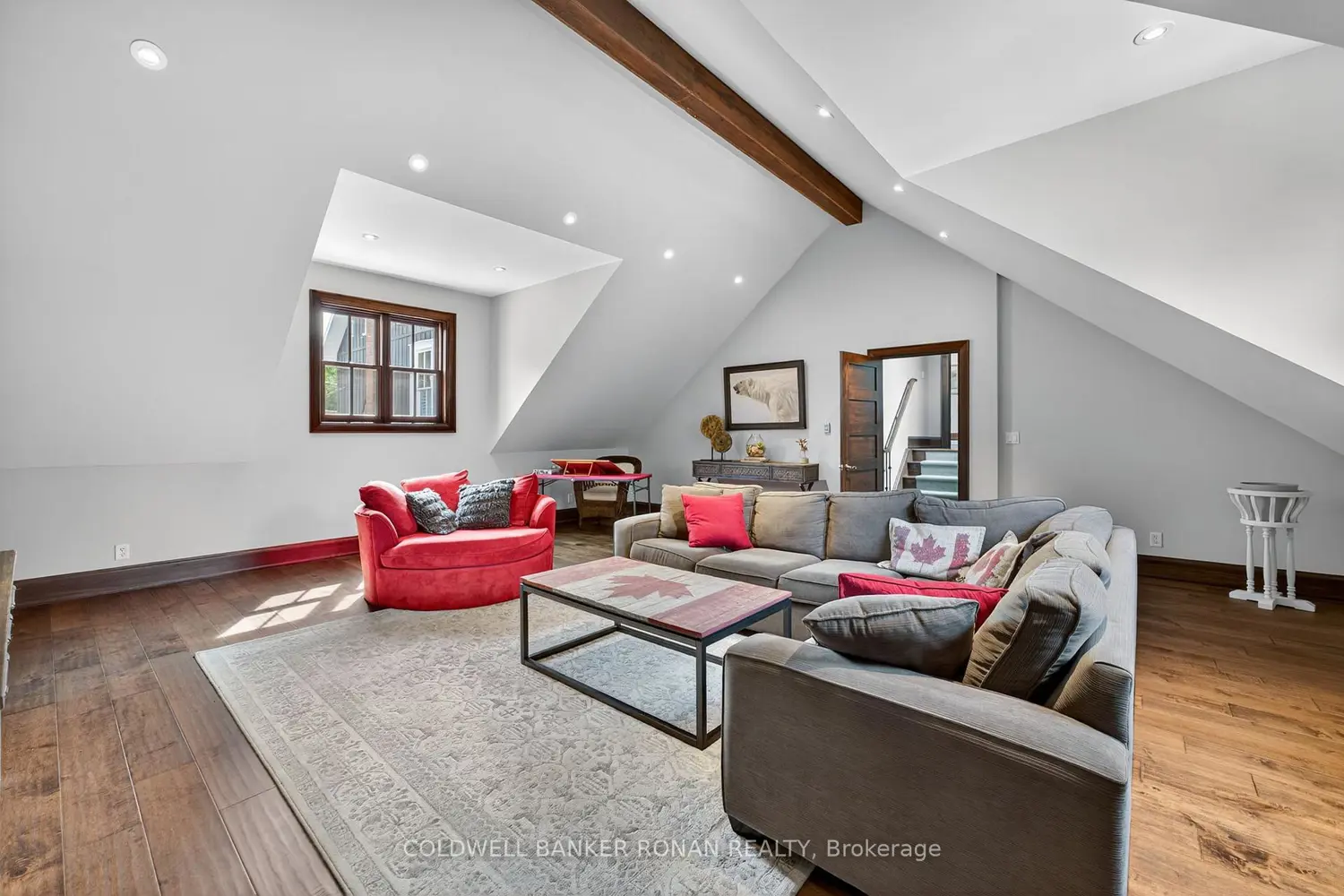 Additional image 11 of 22 Centre Street