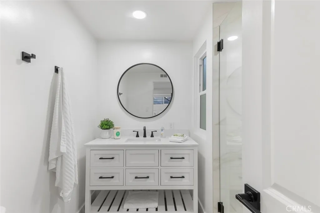 Additional image 15 of 114 Onyx Ave, Newport Beach, CA 92662