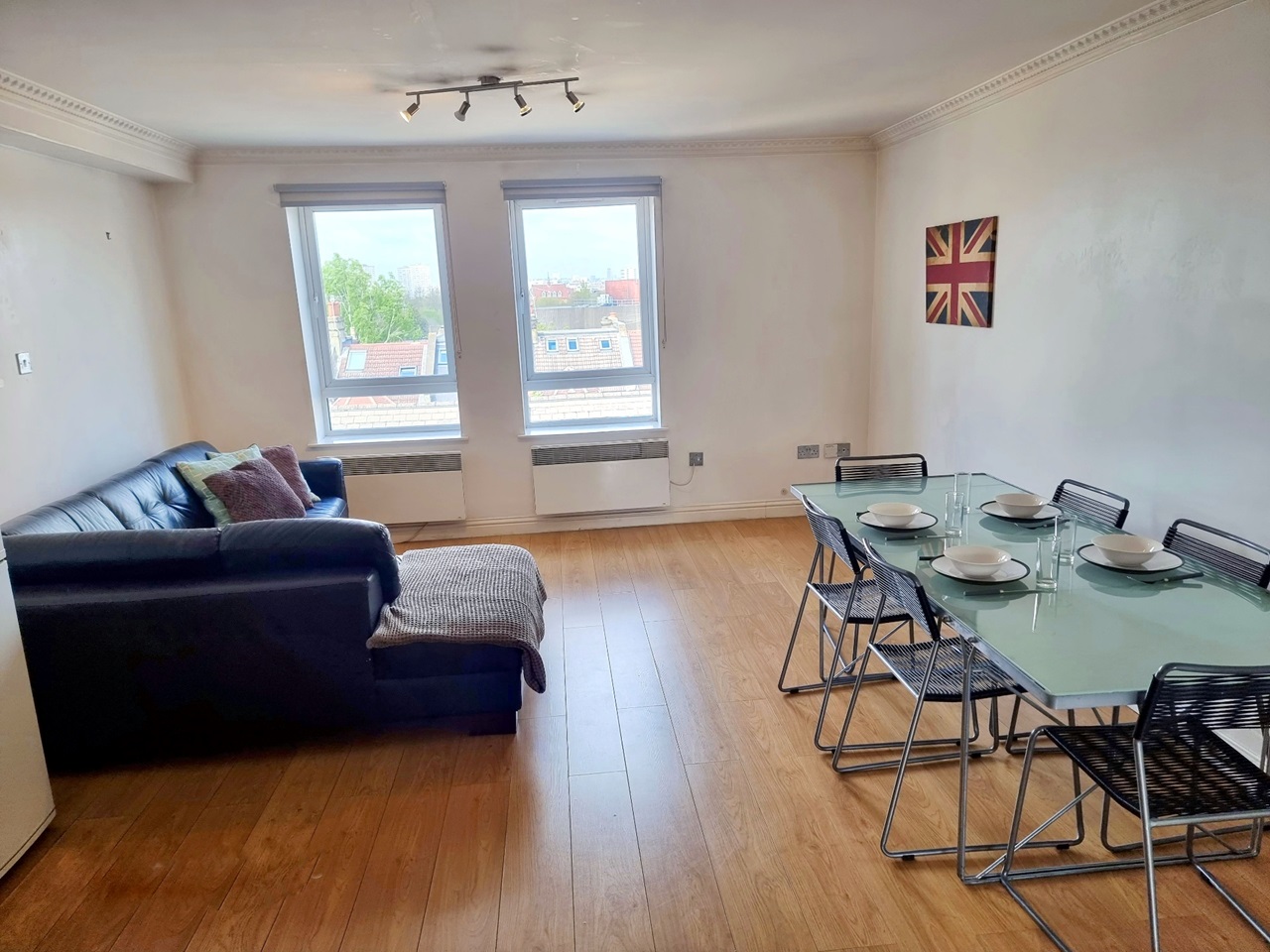 Additional image 2 of 2 Bed Flat, Mossbury Road, SW11, N1 7GU