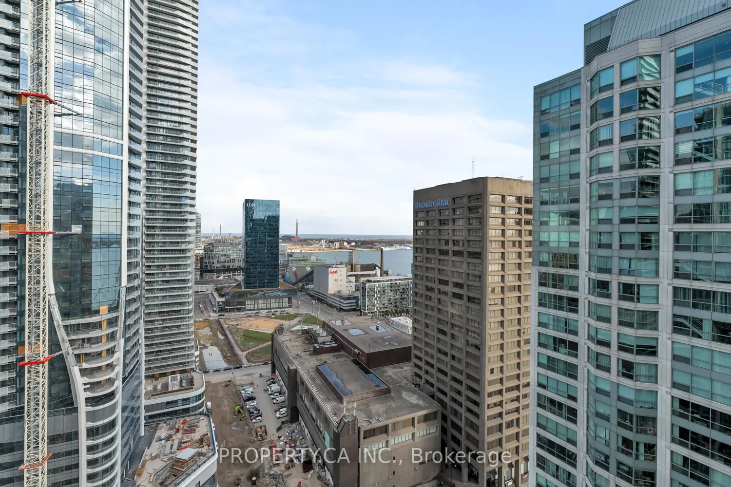 Additional image 20 of 12 Yonge Street 2903