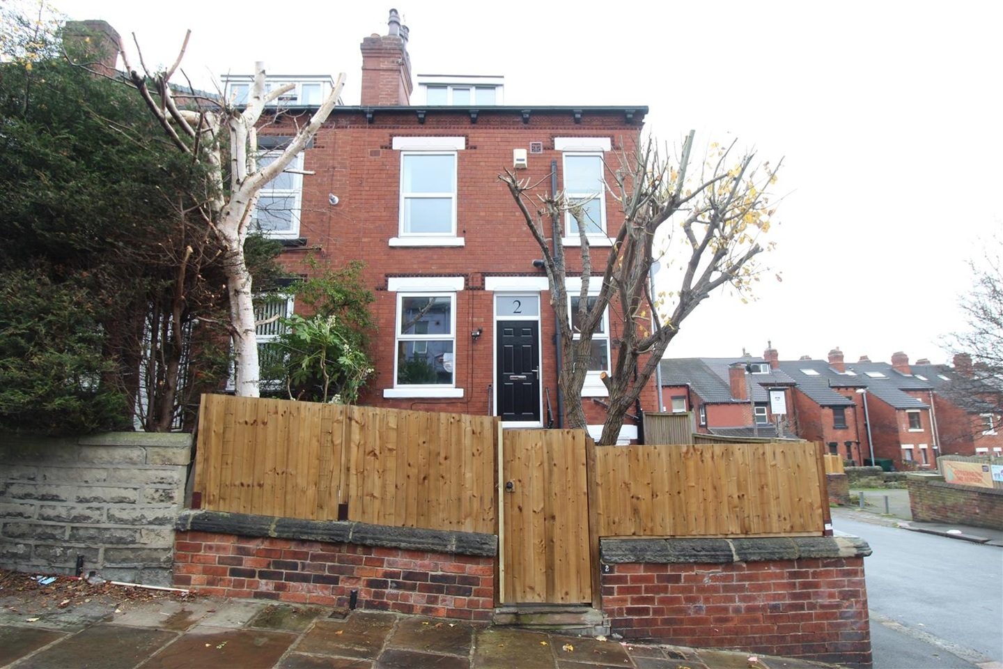 2 Bed Terraced House, Wetherby Terrace, LS4, N1 7GU