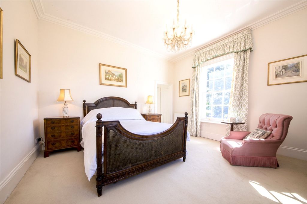 Additional image 10 of 5 bed detached house for saleHeath End, East Woodhay, Hampshire RG20