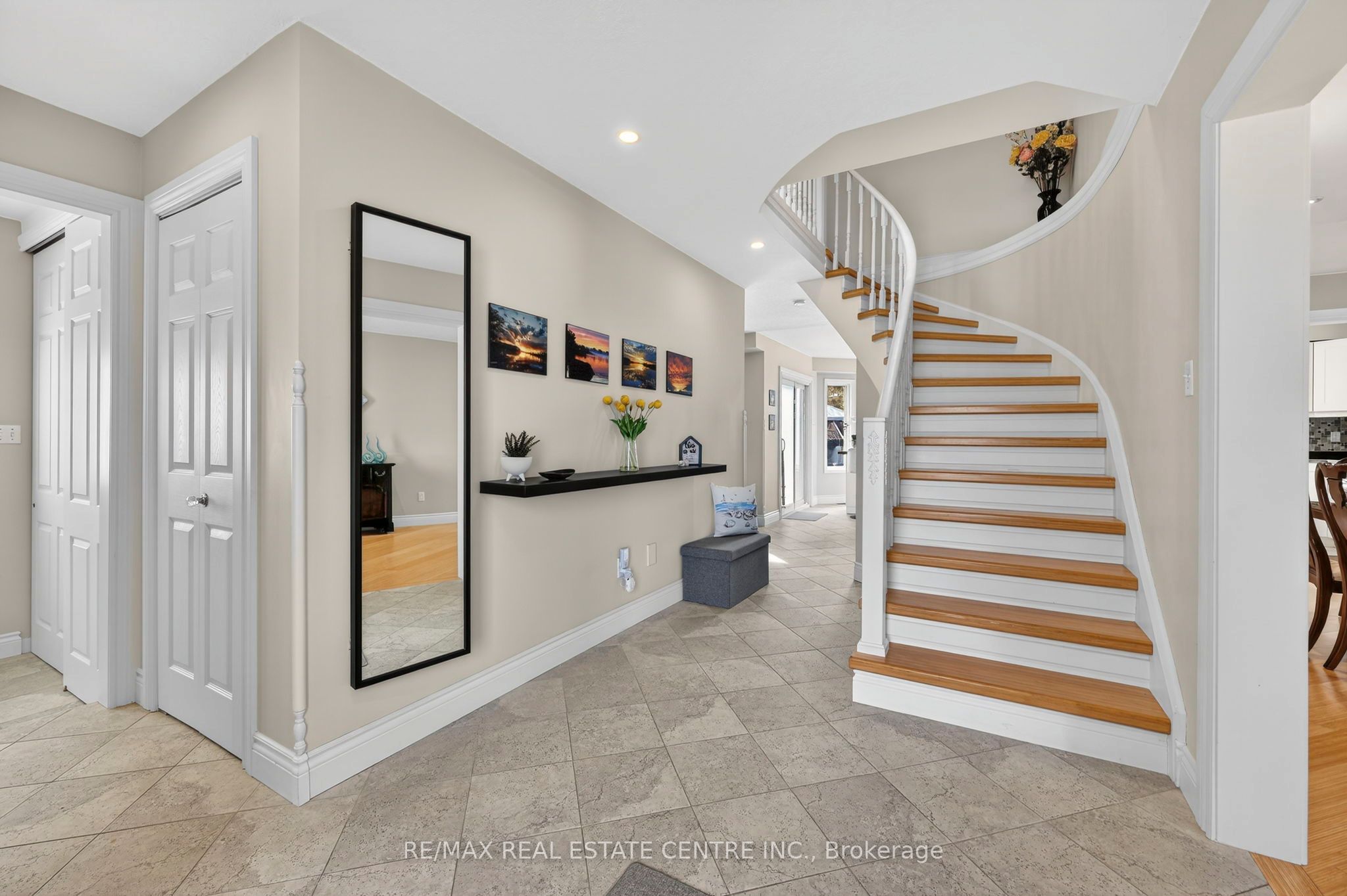 Additional image 3 of 205 Walsh Crescent, Orangeville, ON, L9W 4T2