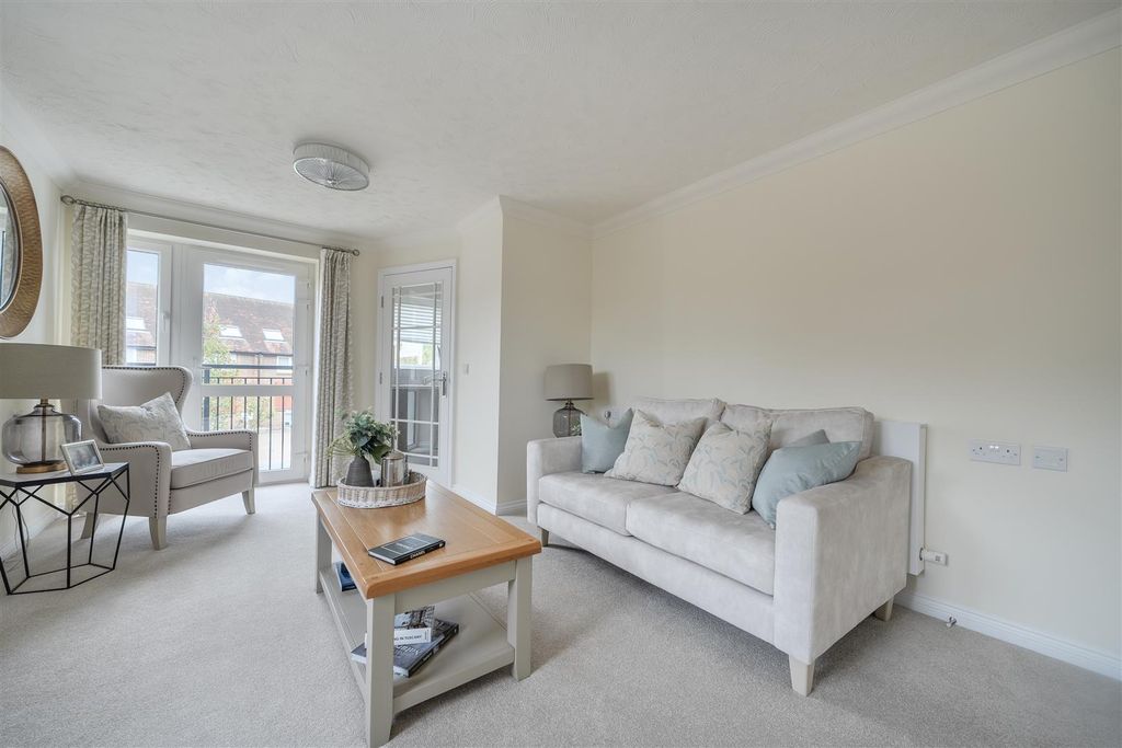 Additional image 3 of 1 bed flat for saleReedham Road, Burnham SL1