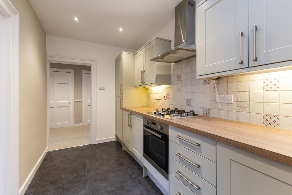 Additional image 9 of 4 bed flat for saleCavendish Place, Bath BA1