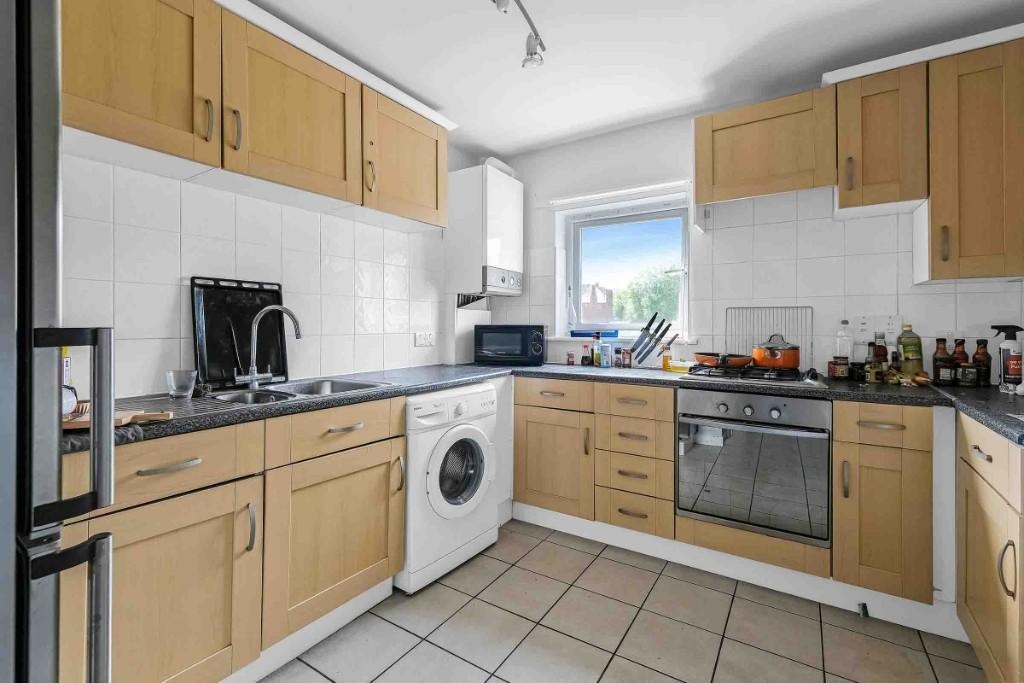 Additional image 4 of Room in a Shared Flat, Roman Way, N7, N1 7GU