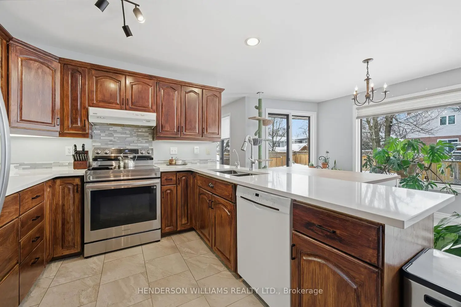 Additional image 3 of 42 Forchuk Crescent