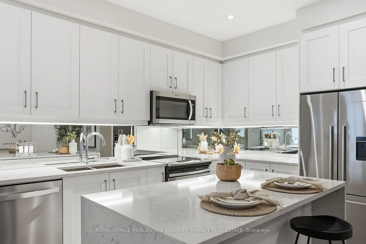 Additional image 9 of 652 Cricklewood Drive 201