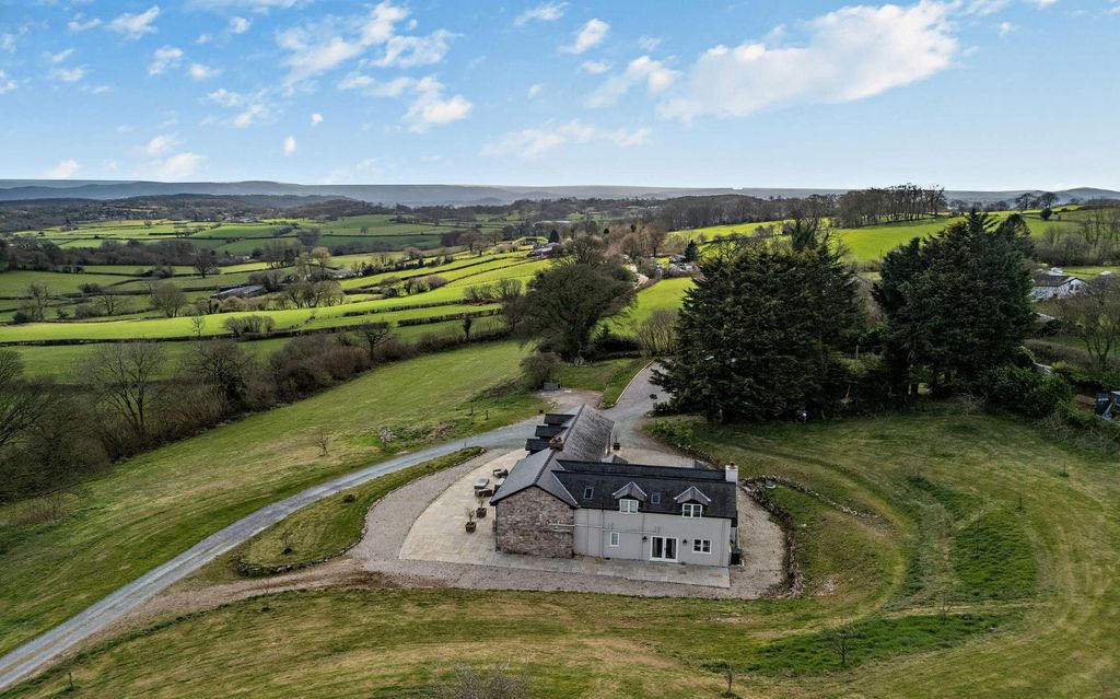 Additional image 5 of 5 bed detached house for saleTrefonen, Oswestry, Shropshire SY10