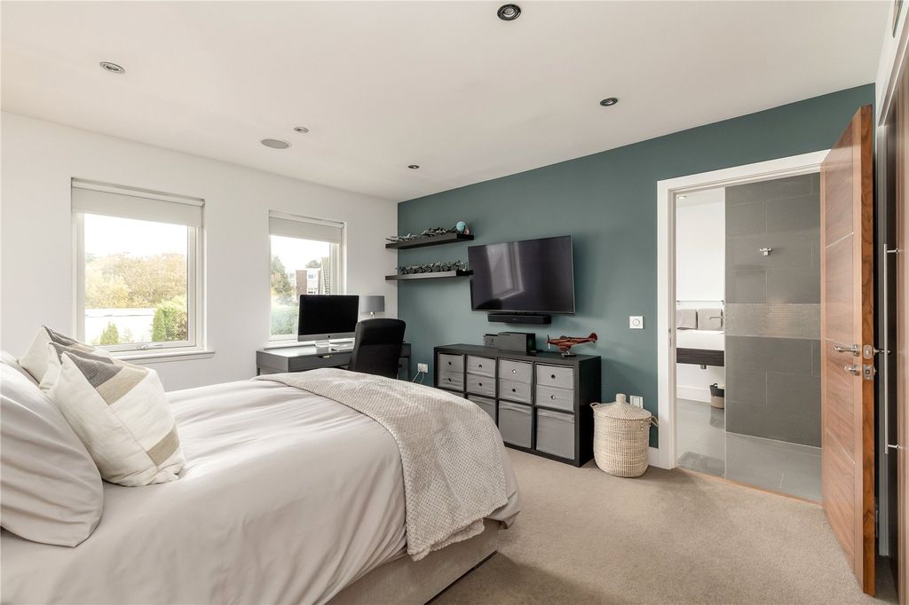 Additional image 18 of 5 bed detached house for saleEssex Road, Cramond, Edinburgh EH4