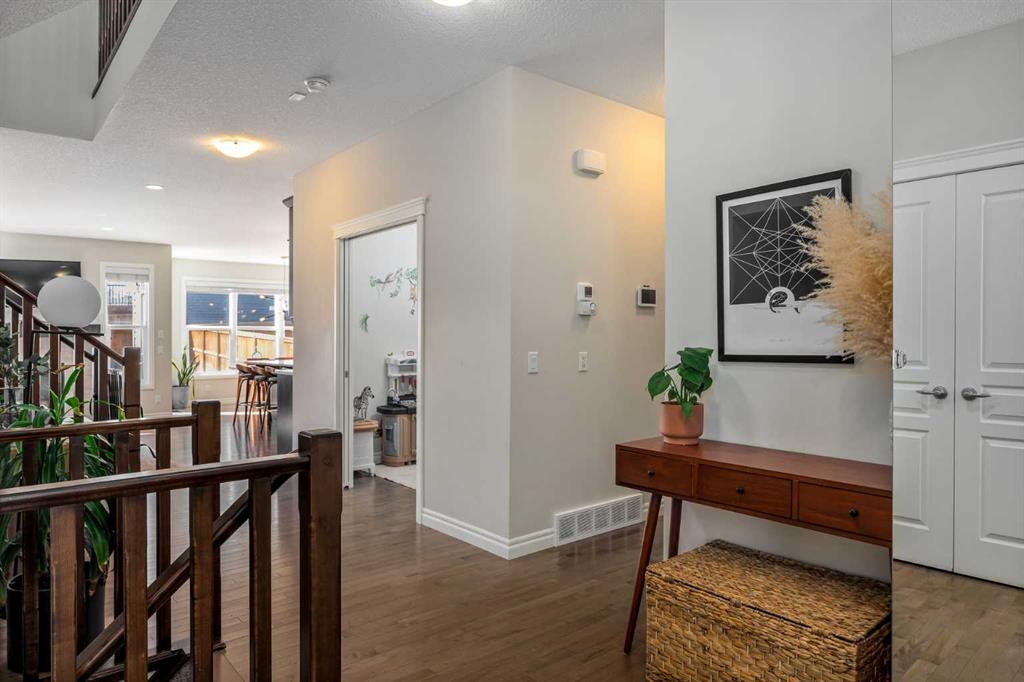 Additional image 5 of 192 Nolanhurst Heights NW, Calgary, AB, T3R 1S6