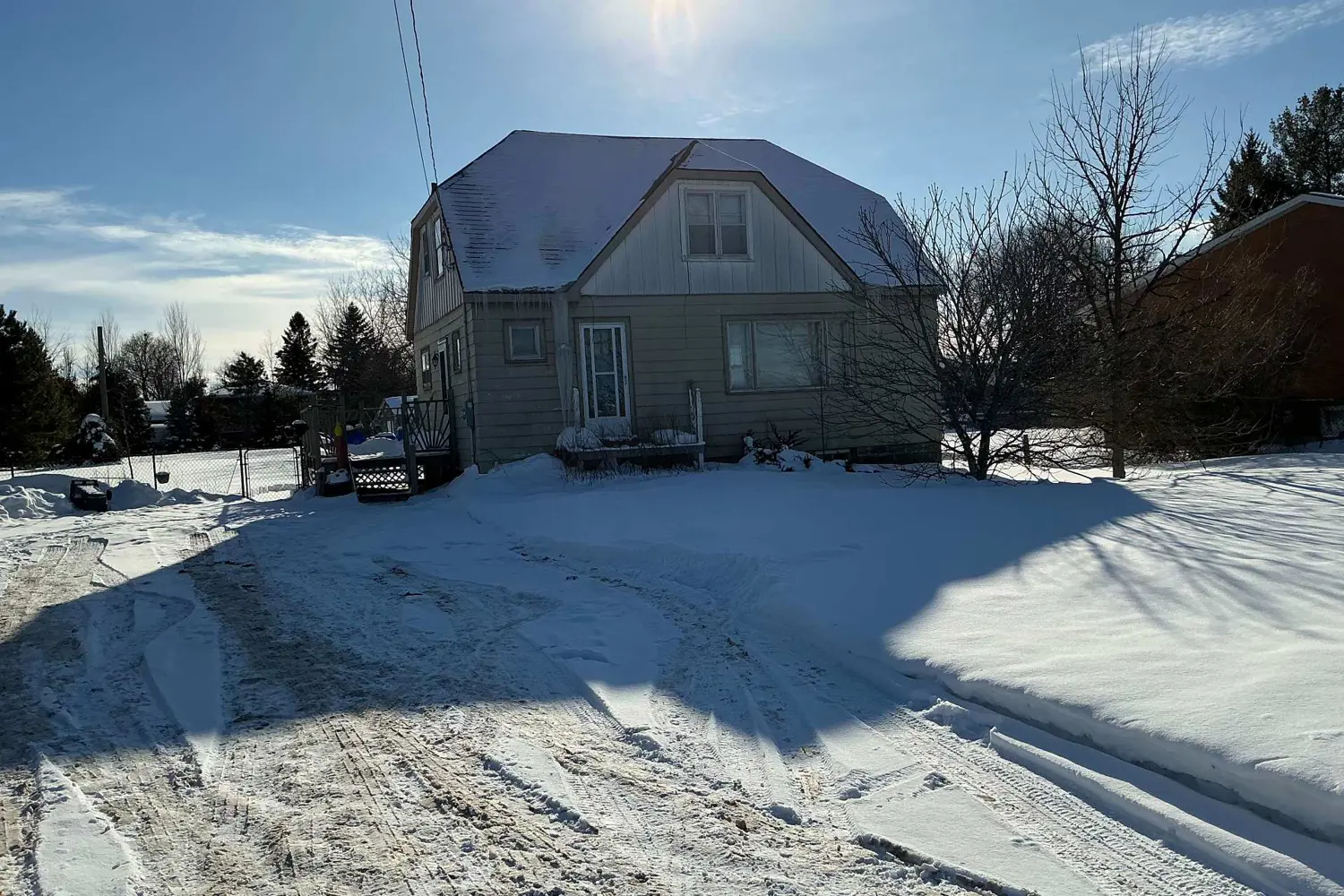 Additional image 4 of 2945 Princess Street