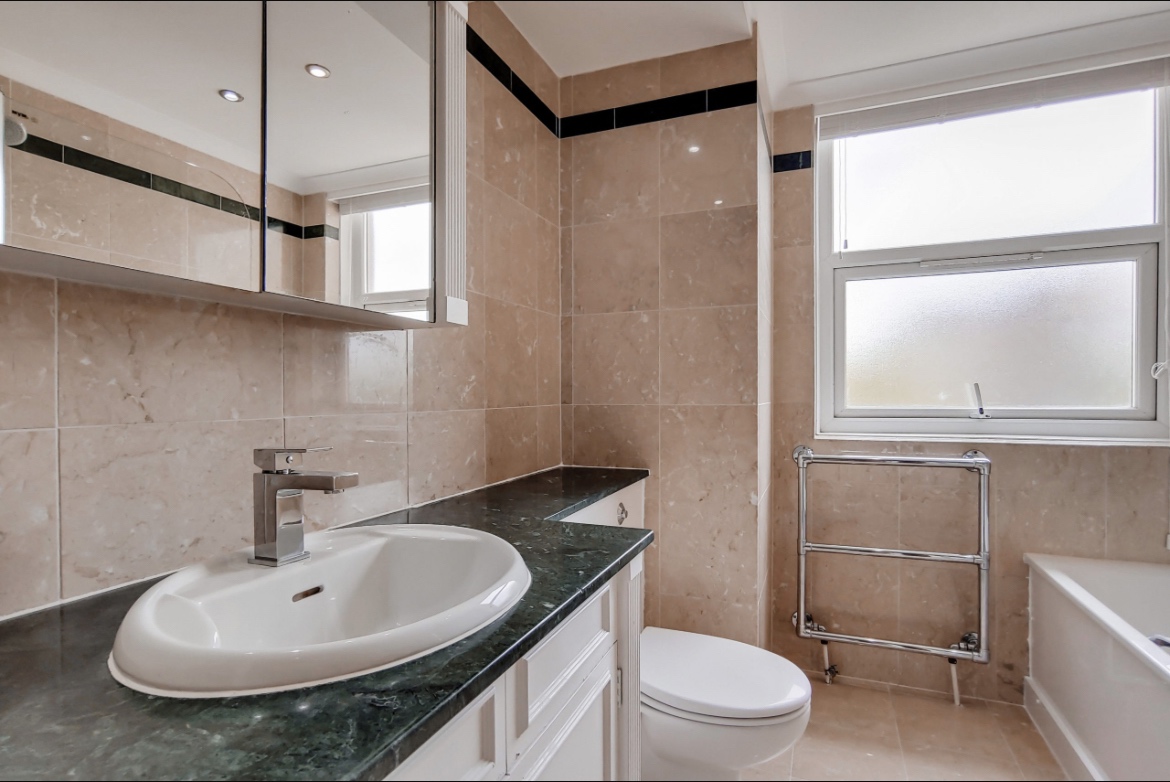 Additional image 11 of 3 Bed Flat, Boydell Court, NW8, N1 7GU